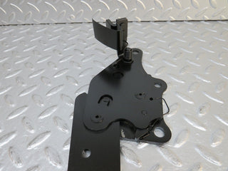 32514 Mercedes-Benz S124 300TE Wagon Rear Seat Hinge Pair