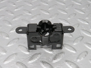 R129 SL bonnet lock latch used OEM
