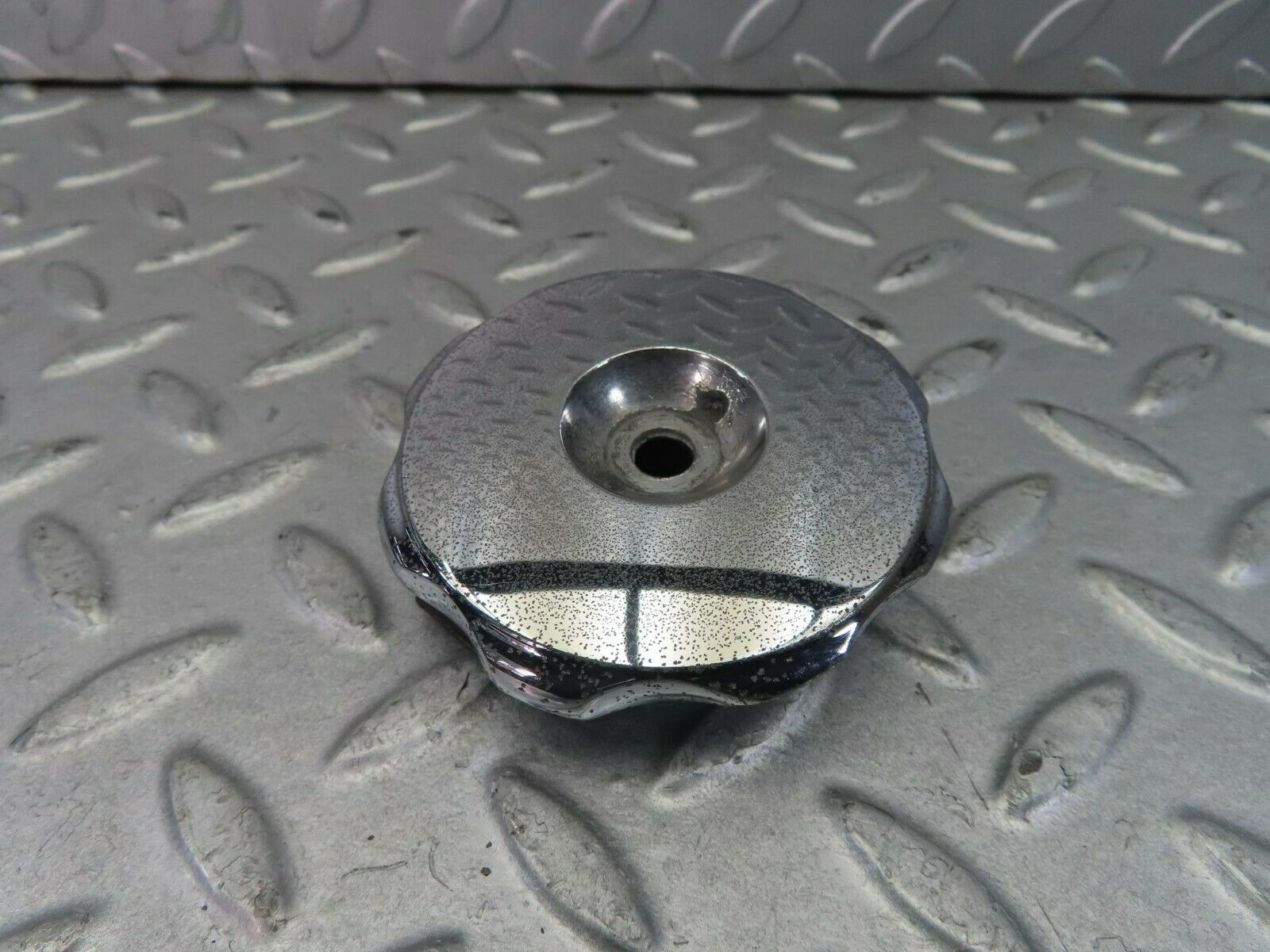 8700 Mercedes-Benz W115 Front Emblem Badge Base Holder 1158800186