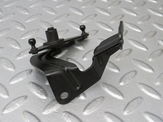 34586 Mercedes-Benz C126 380SEC Coupe Throttle Linkage
