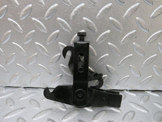 25284 Mercedes-Benz W201 190D Handbrake Adjusting Handbrake Regulator