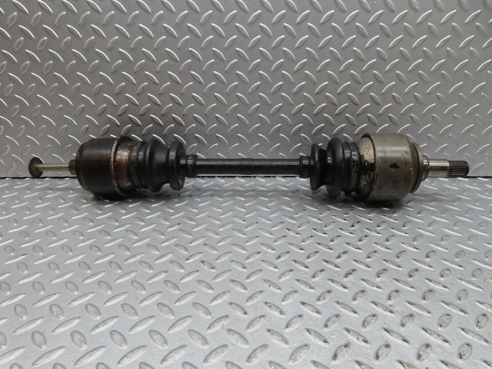 17811 Mercedes-Benz W116 450SEL Axle Shaft Drive Shaft
