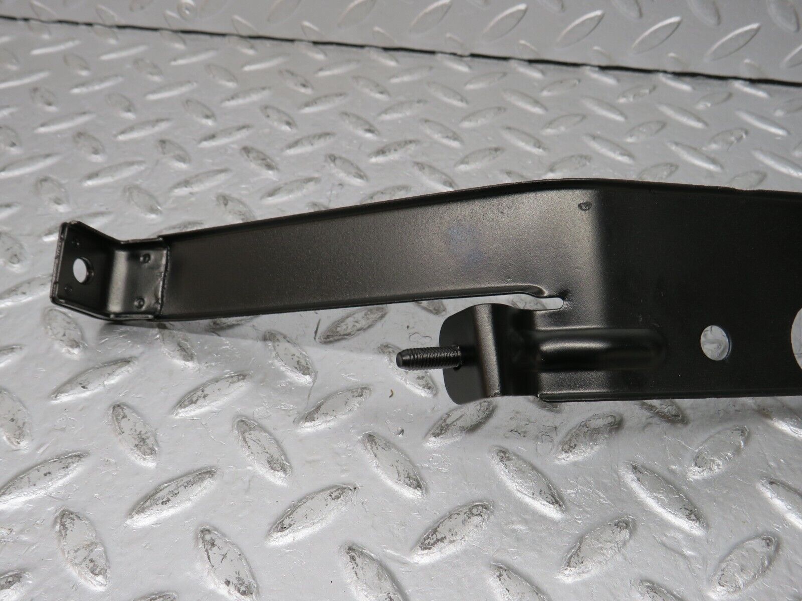 33466 Mercedes-Benz W202 C180 Fuel Tank Holder Strap 2024700640