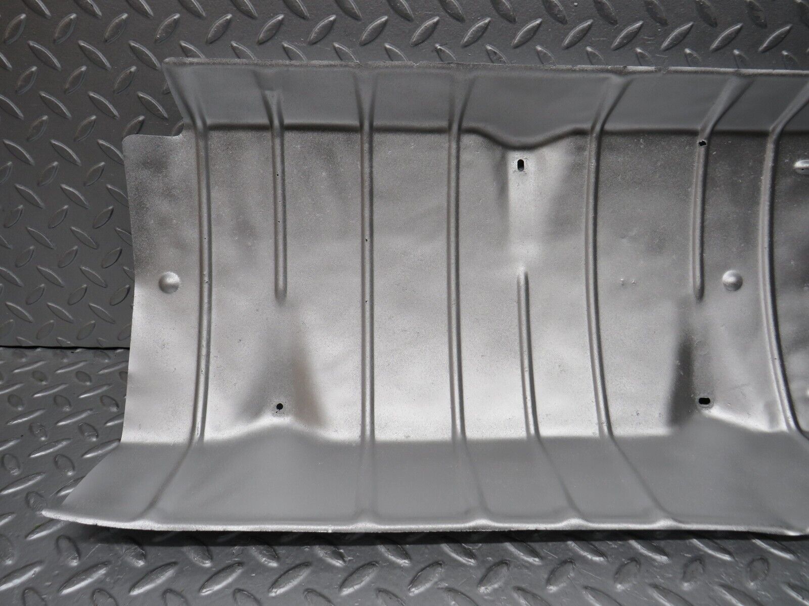 38044 Mercedes-Benz A124 320E Cabriolet Exhaust Heat Shield