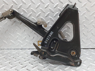 41211 Mercedes-Benz W126 300SE Handbrake Regulator