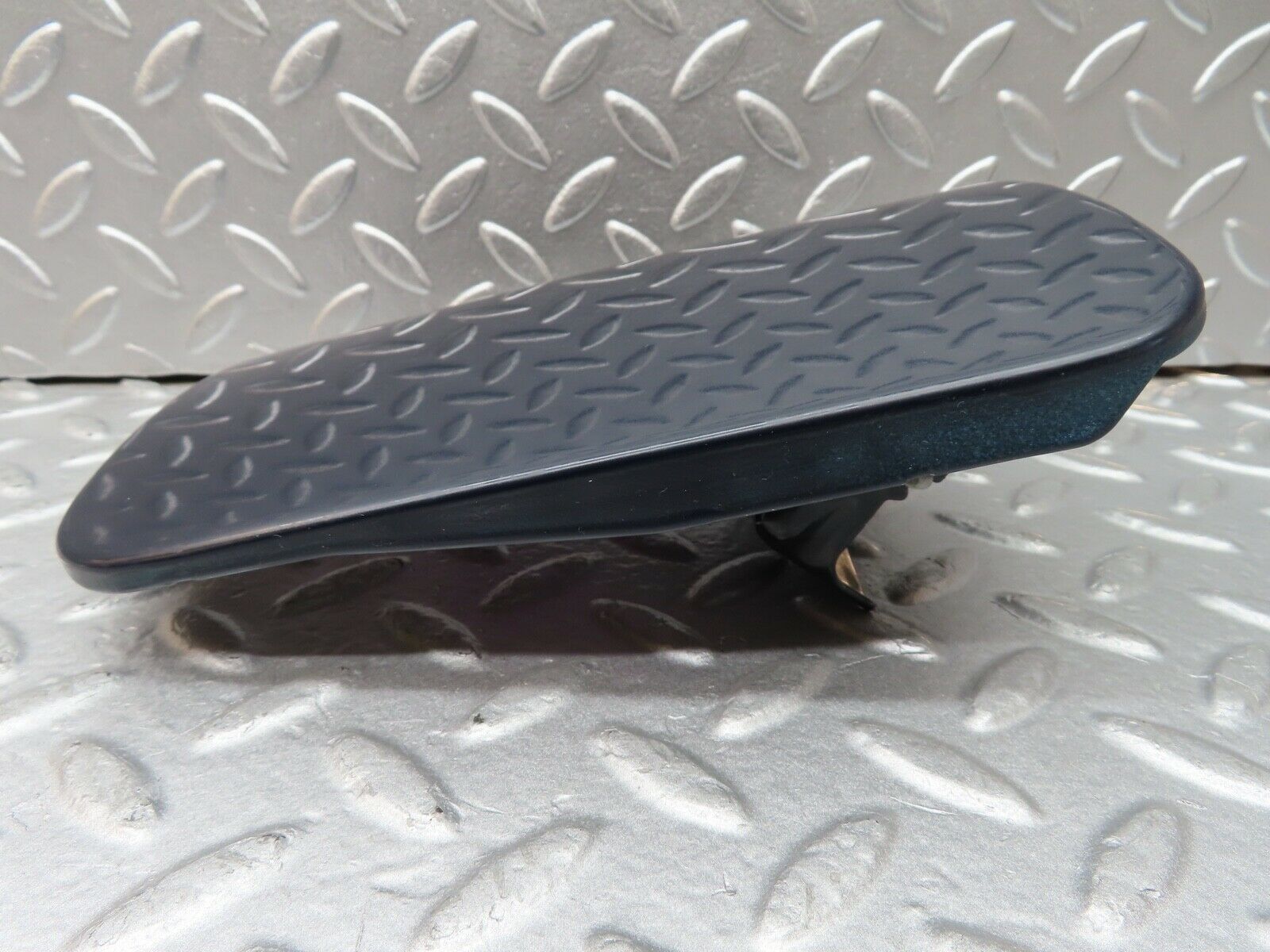 19965 Mercedes-Benz R129 300SL Coupe Fuel Tank Flap Cap 1295841339