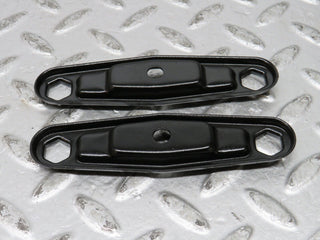 32152 Mercedes-Benz W123 230E Fuel Injector Bracket