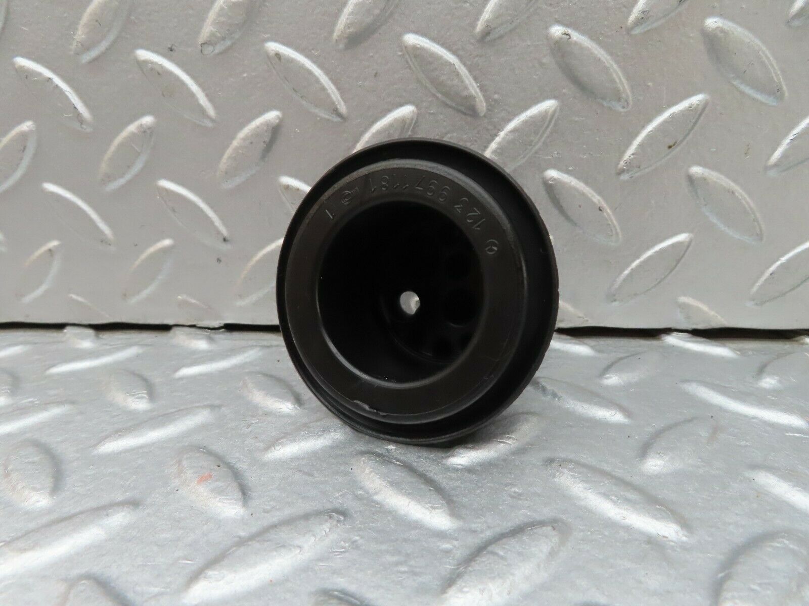 17960 Mercedes-Benz W123 200 Firewall Rubber Grommet 1239971181