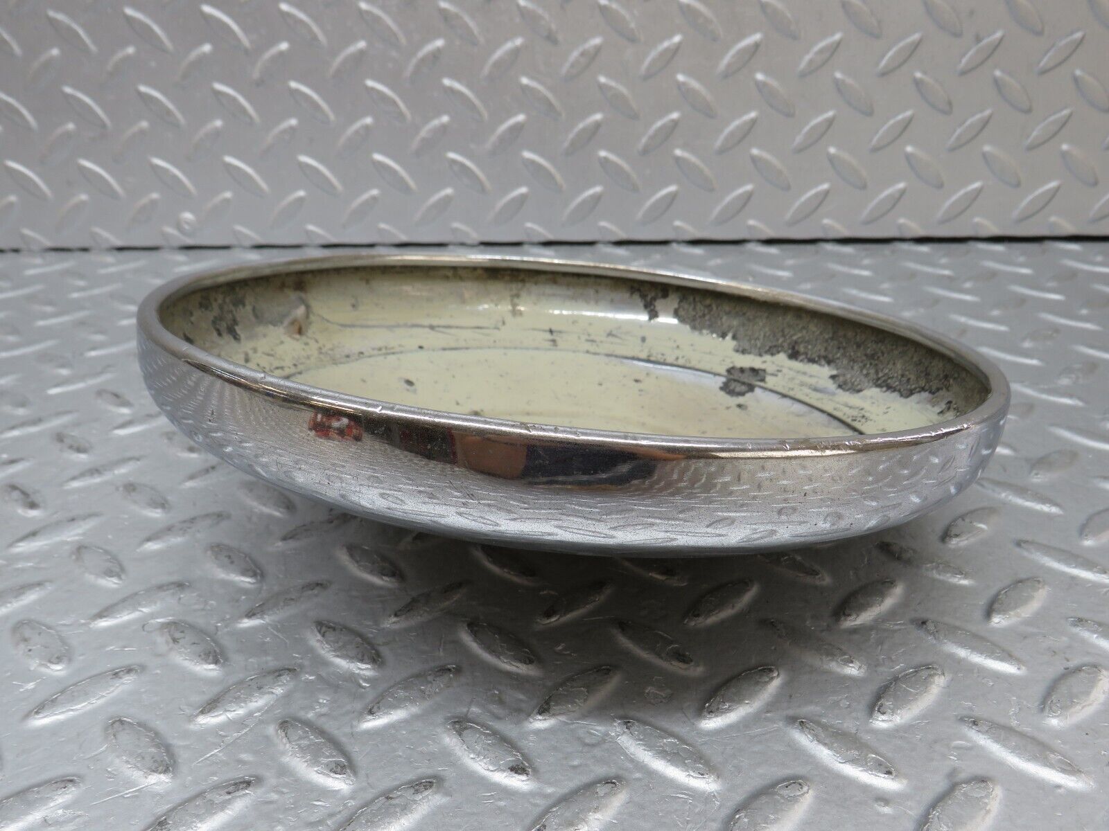 35762 Mercedes-Benz W108 Chrome Wheel Hub Cap