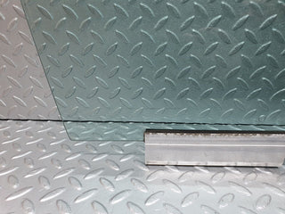 41409 Mercedes-Benz W124 200E Front Right Door Window Glass