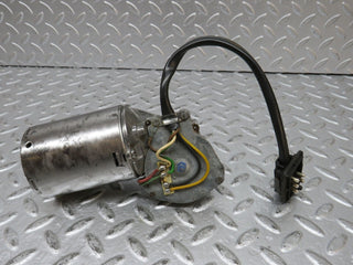 32135 Mercedes-Benz W123 230E Wiper Motor Bosch