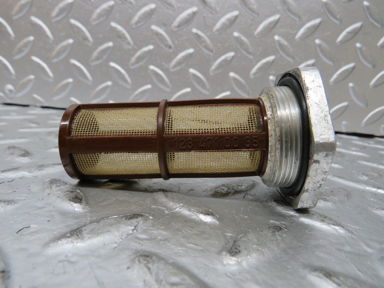 26992 Mercedes-Benz W123 240D Fuel Tank Fuel Filter 1234710035