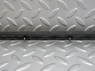 40638 Mercedes-Benz W123 300D Front Right Fender Wing Centre Moulding Trim