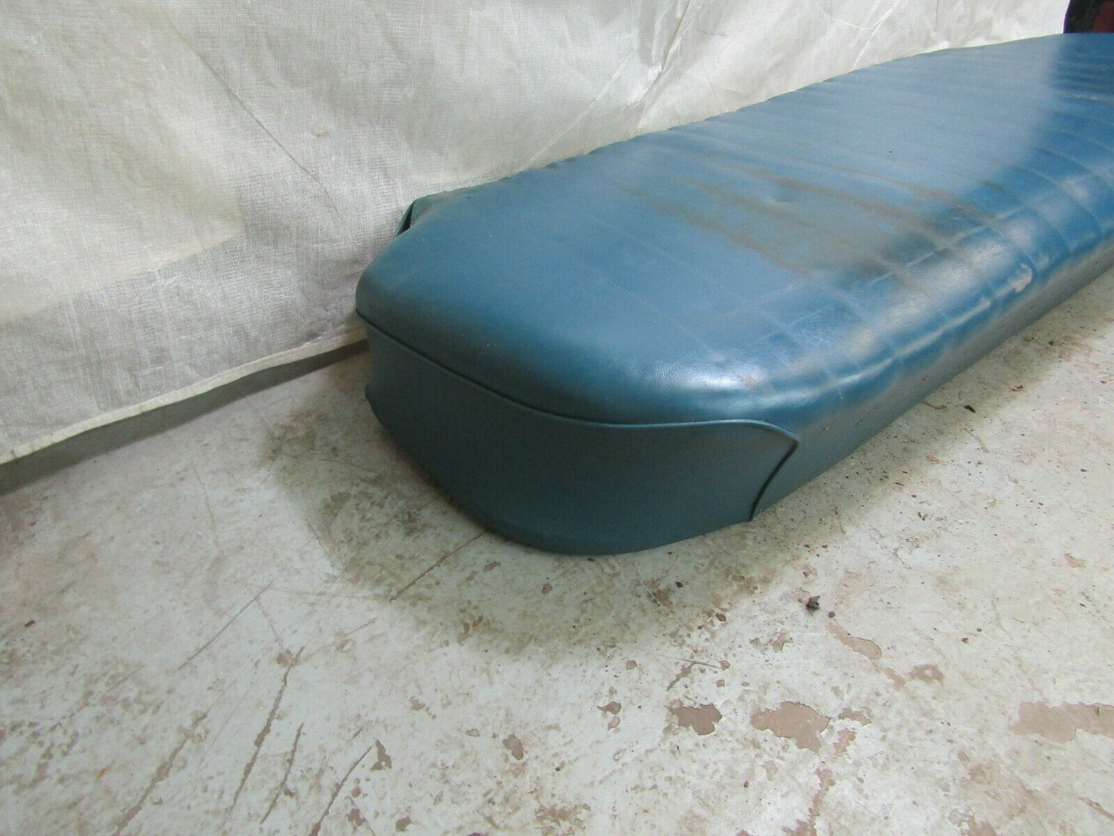 3259 Mercedes-Benz W120 PONTON Rear Seat Blue Bottom
