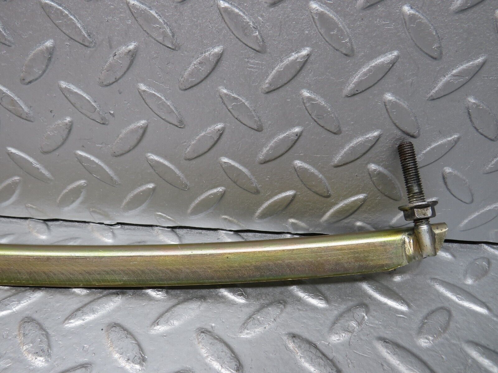 37016 Mercedes-Benz C126 420SEC Coupe Right Door Window Channel