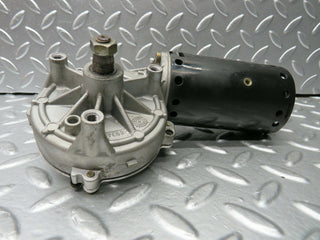 W124 Coupe wiper motor used OEM
