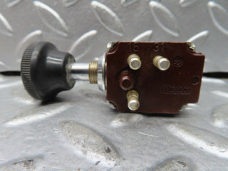 21027 Mercedes-Benz W114 250CE Coupe 3 Pin Pull Switch 31263001