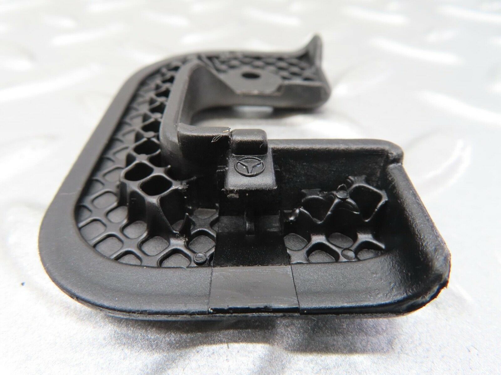 16459 Mercedes-Benz W124 260E Right Interior Door Latch Trim