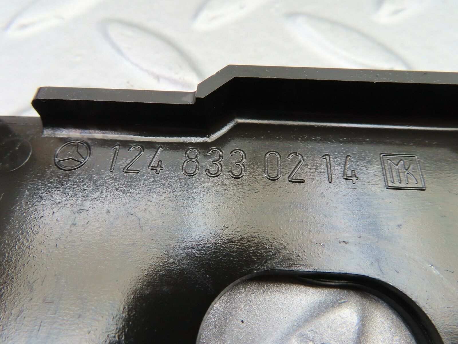 6471 Mercedes-Benz S124 E220 Wagon Heating Regulator Holder Reinforcement 1248330214
