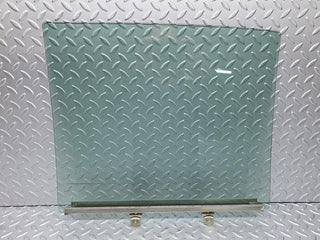 40781 Mercedes-Benz W123 300D Rear Right Door Window Glass