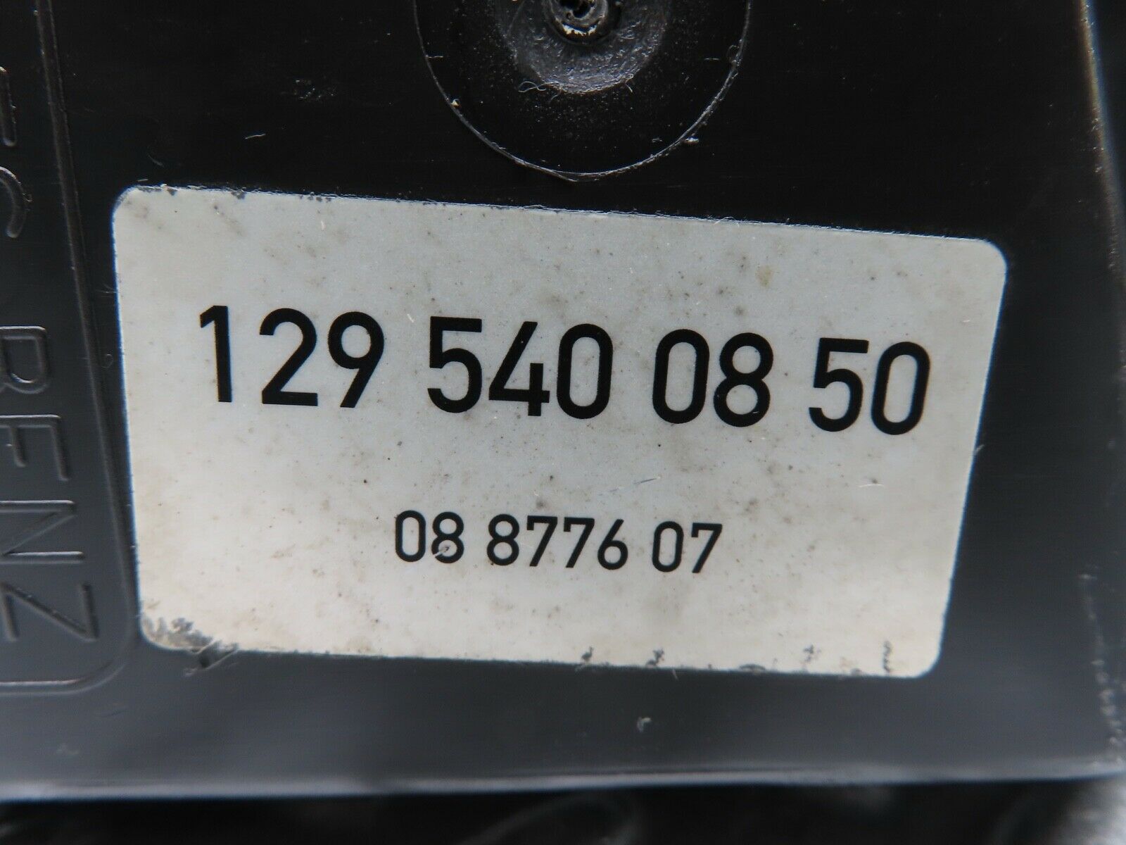 19903 Mercedes-Benz R129 300SL Coupe Fuse Box 1295400850