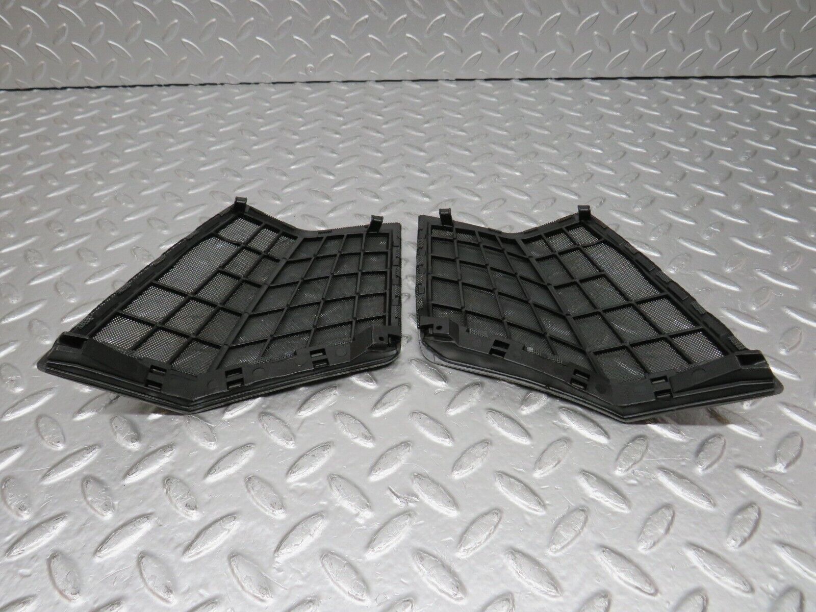 32493 Mercedes-Benz S124 300TE Wagon Dashboard Speaker Cover Pair