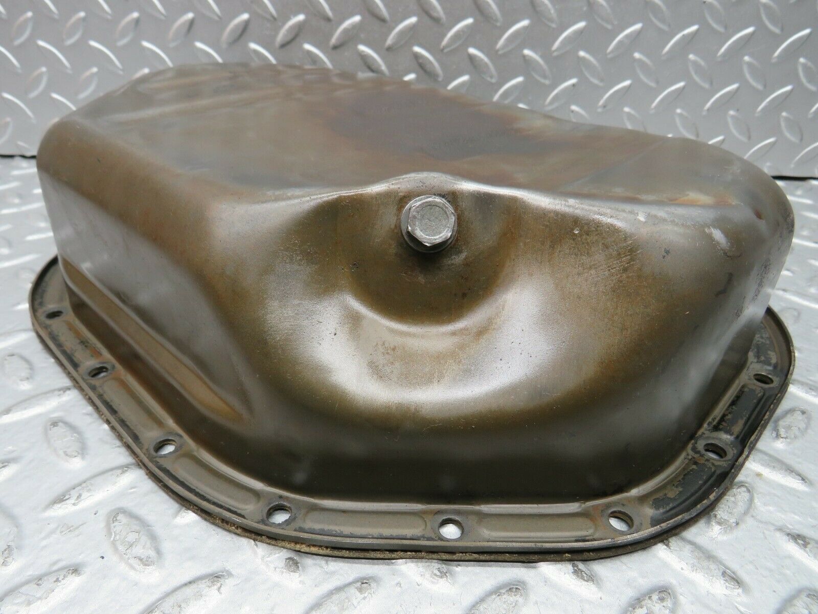 22227 Mercedes-Benz S123 280TE Wagon Oil Pan Oil Sump
