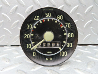 18984 Mercedes-Benz W121 190b Ponton Speedometer VDO 1215420101