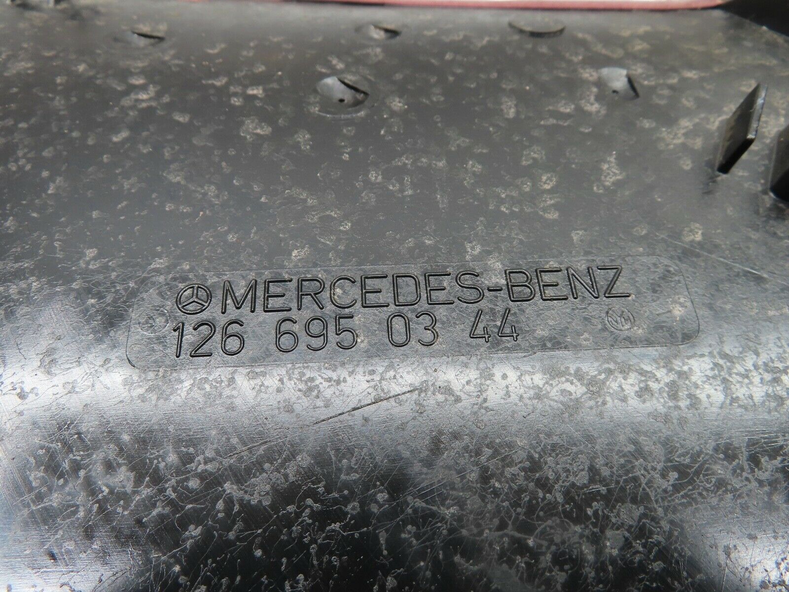 21476 Mercedes-Benz W126 300SE C Pillar Cover Left Side Red 1266950344