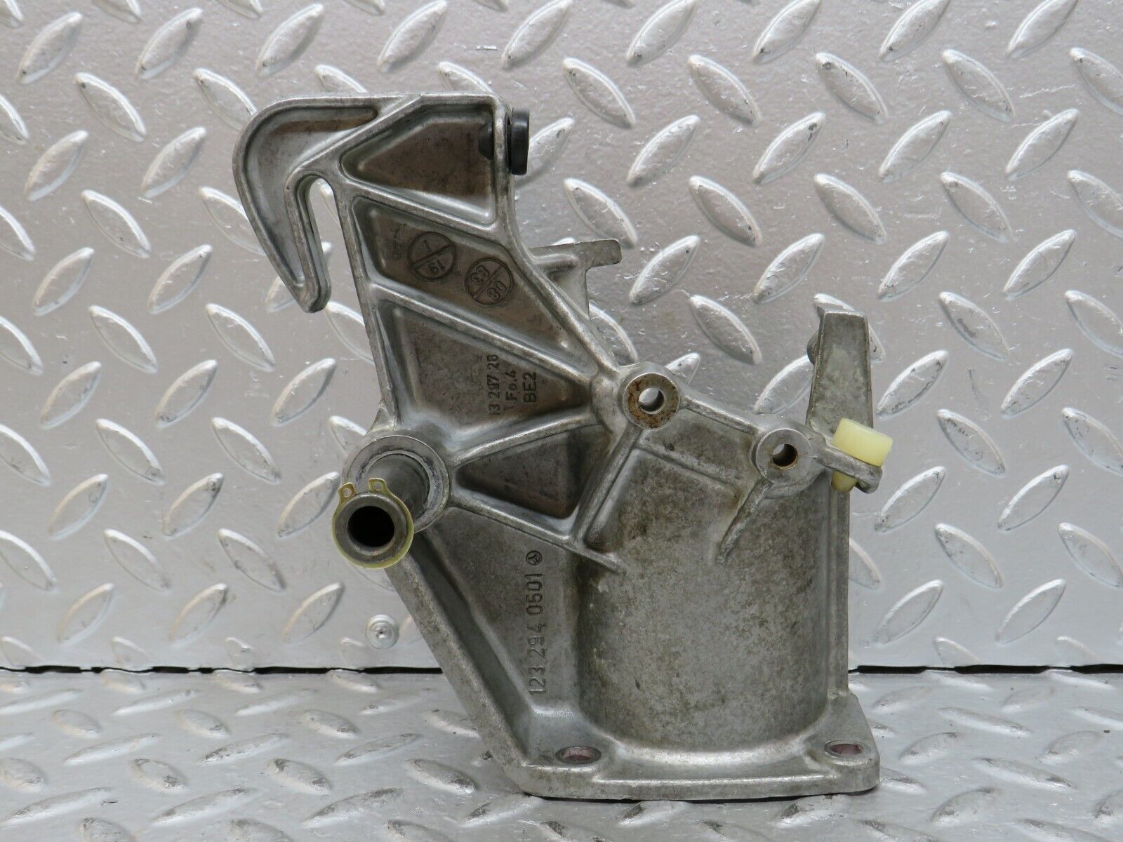 28367 Mercedes-Benz S123 240D Wagon Brake Pedal Bracket 1232940501