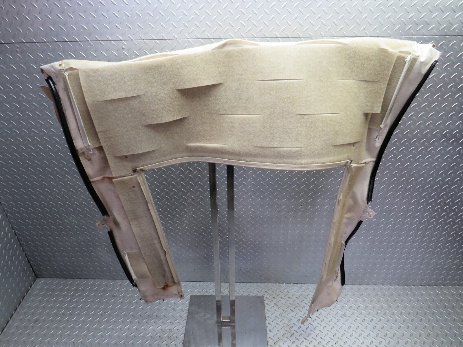 29610 Mercedes-Benz W124 230E Roof Headlining