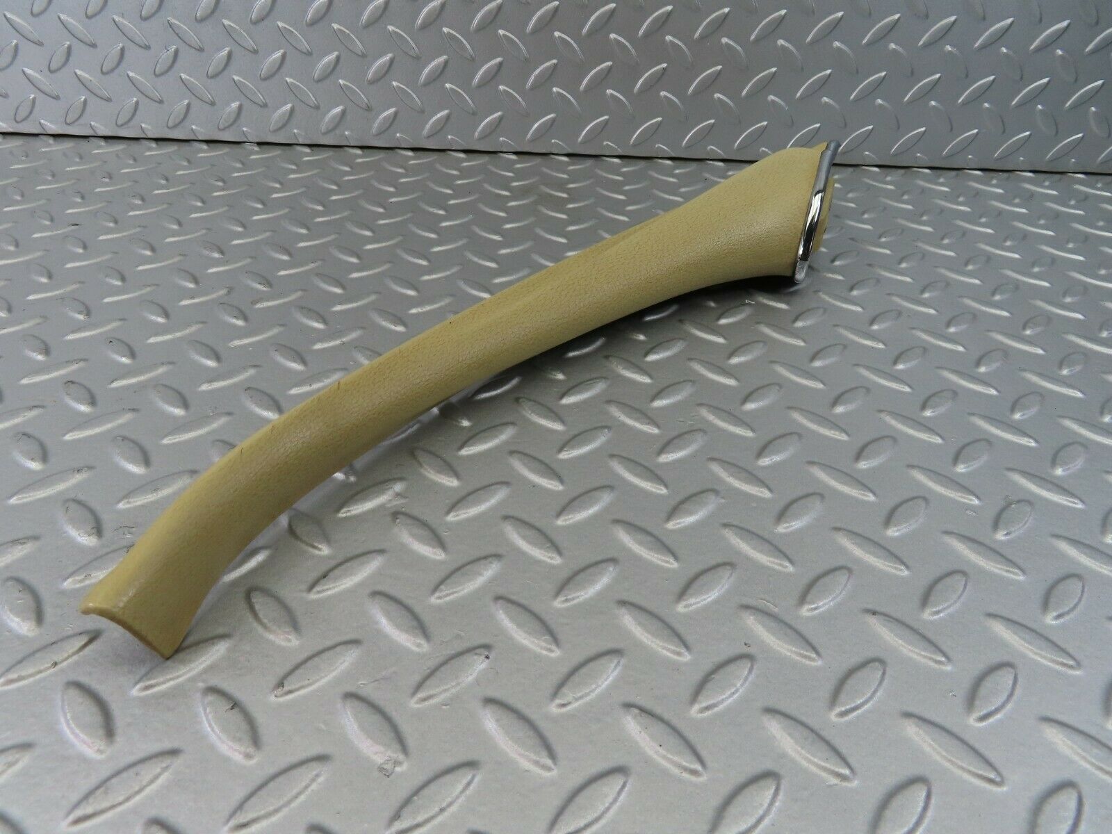 7229 Mercedes-Benz W116 450SE Rear Right Door Interior Trim
