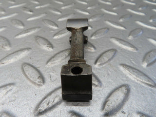 13377 Mercedes-Benz W111 230S Valve Rocker Arm With Retaining Spring