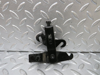 25284 Mercedes-Benz W201 190D Handbrake Adjusting Handbrake Regulator