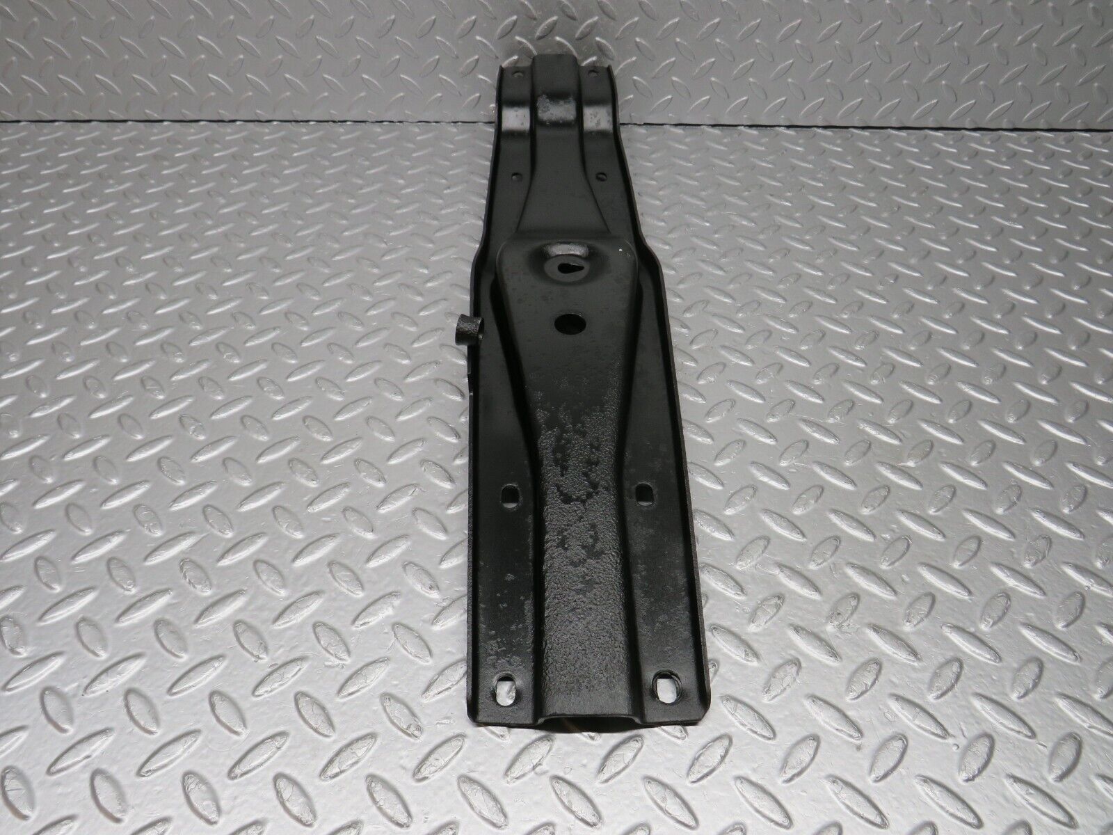 40386 Mercedes-Benz W110 230 Gearbox Mount Bracket
