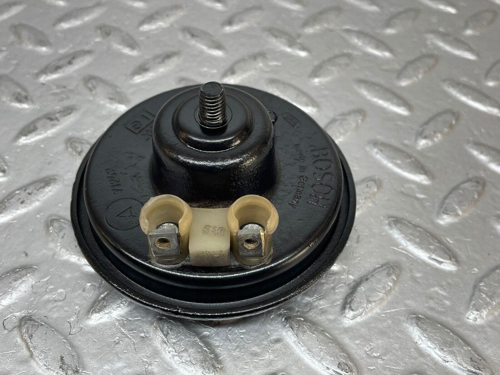 34545 Mercedes-Benz C126 380SEC Coupe Horn Bosch 20016