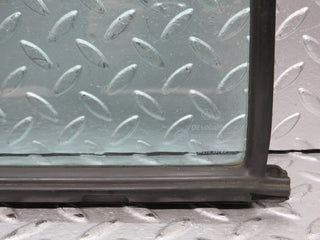 28528 Mercedes-Benz S123 240D Wagon Rear Right Quarter Glass