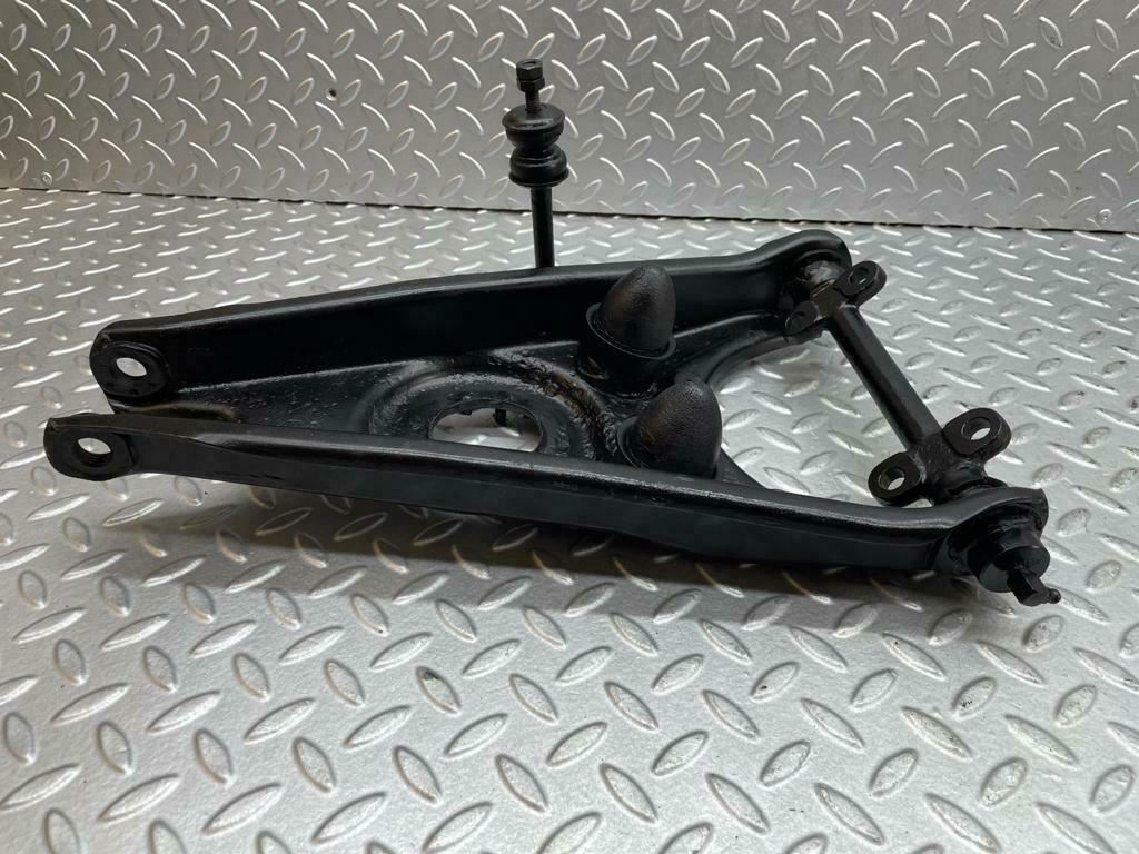 0126 Mercedes-Benz W120 PONTON Front Left Lower Control Arm