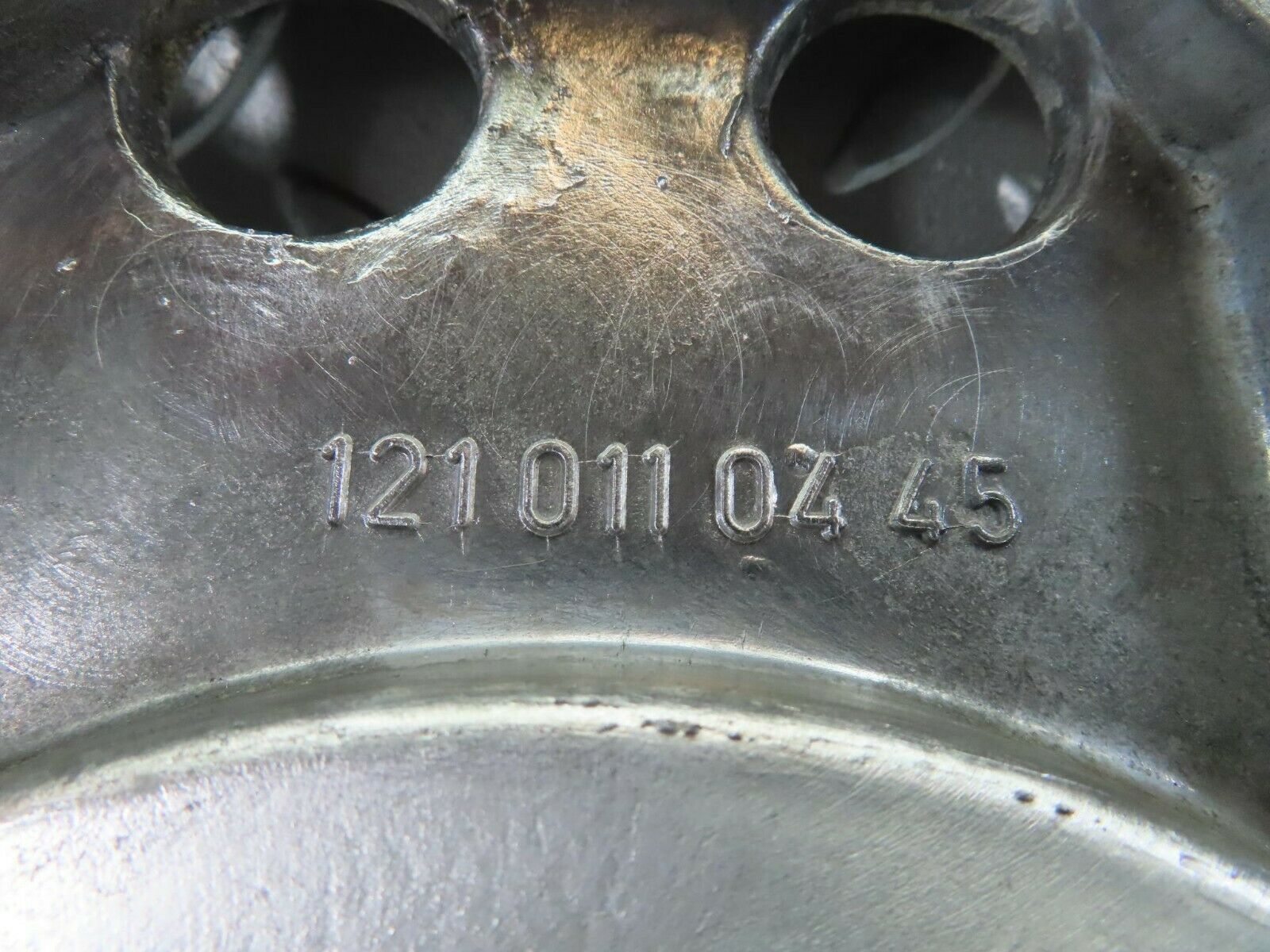 9514 Mercedes-Benz C124 300CE Coupe Gearbox Flange 1210110445