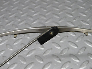 40372 Mercedes-Benz W110 230 Windscreen Wiper Arm Right Side
