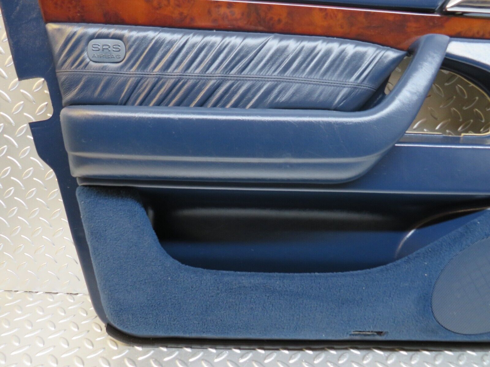 24640 Mercedes-Benz W140 S320 Front Left Door Card Blue