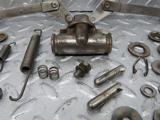 40504 Mercedes-Benz W110 230 Rear Brake Shoes Accessories Left And Right