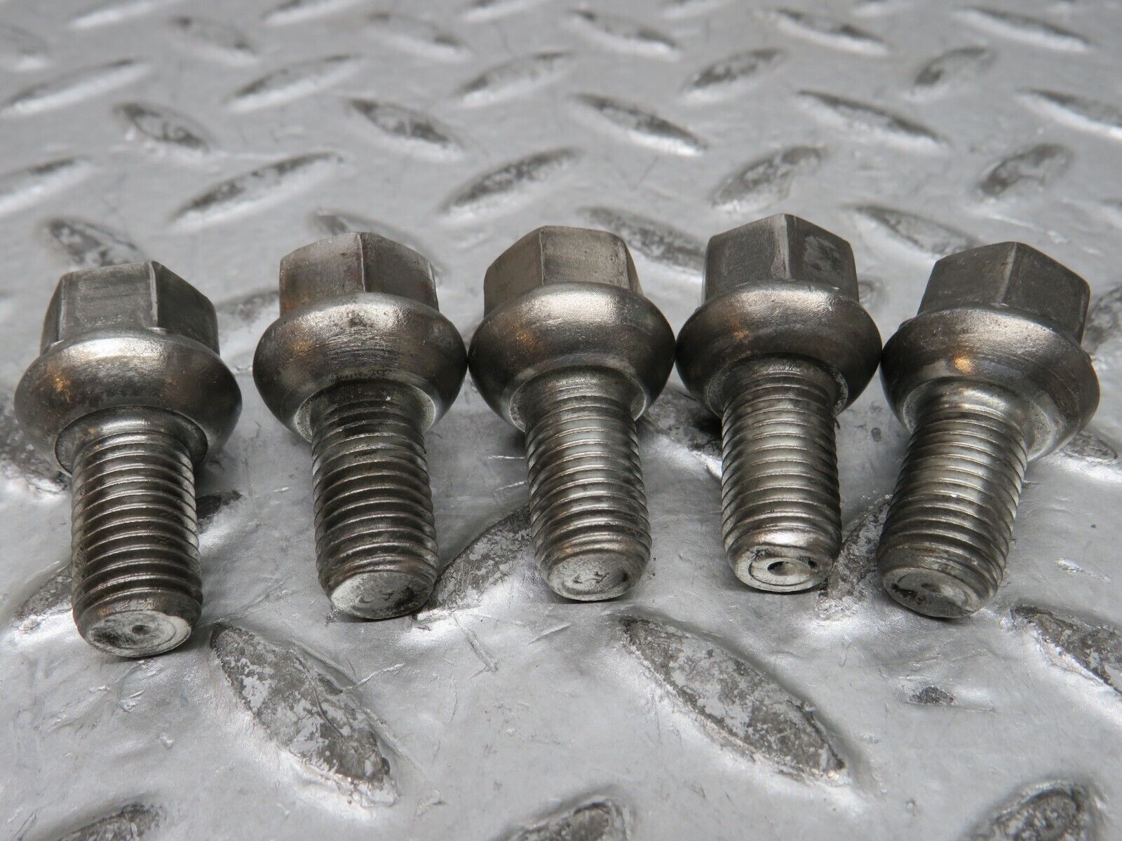 28546 Mercedes-Benz 5x Steel Wheel Lug Bolt M12x1.5