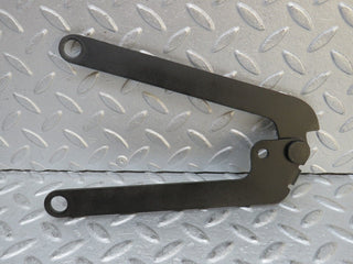 37354 Mercedes-Benz W109 300SEL Bonnet Hinge Right Side