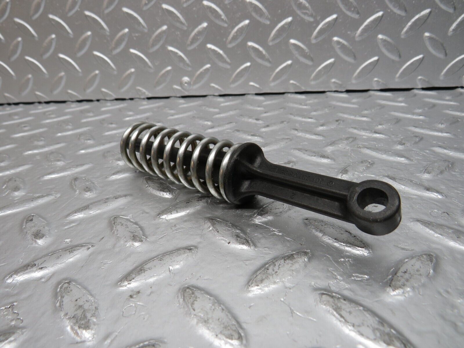 31486 Mercedes-Benz S124 220TE Wagon Clutch Pedal Pushrod 2012910633