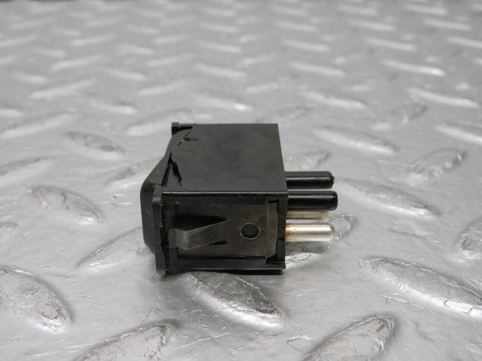 30695 Mercedes-Benz W201 190E 2.0L Interior Dome Light Switch 0008205810