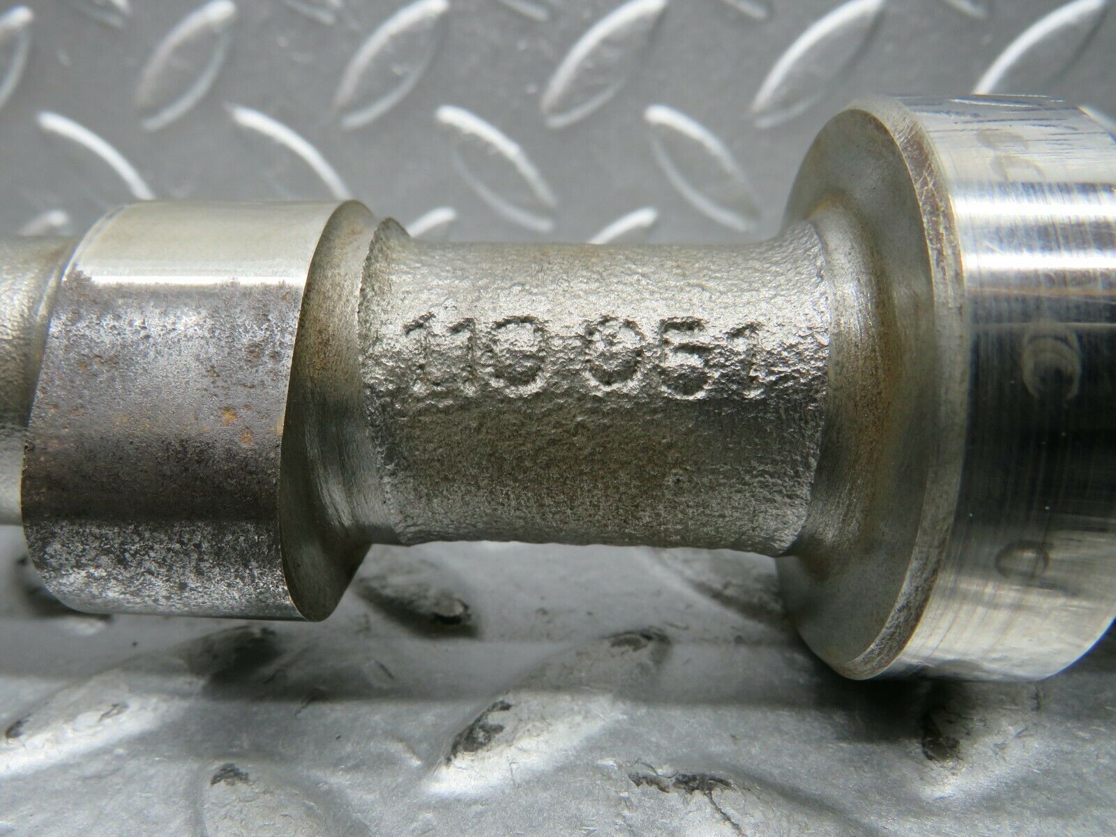 22173 Mercedes-Benz S123 280TE Wagon Engine Camshaft Exhaust Side  1100517801
