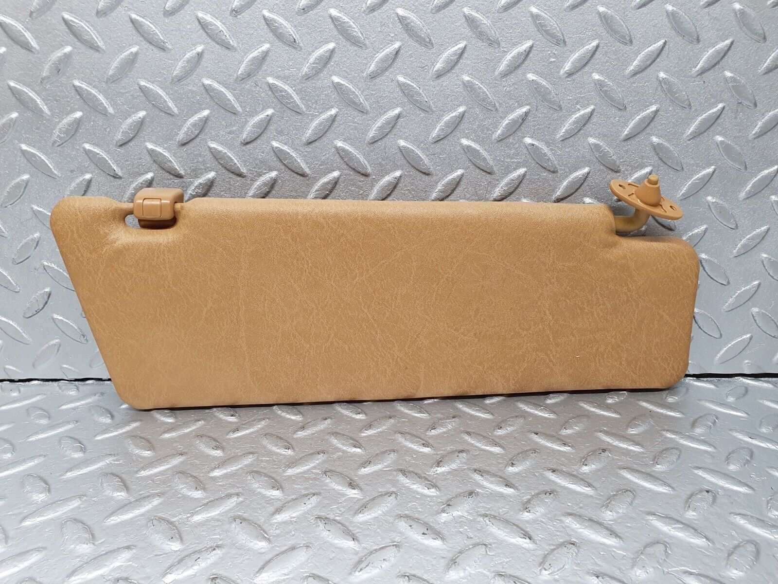 41393 Mercedes-Benz W124 200E Sun Visor Right Side Palomino