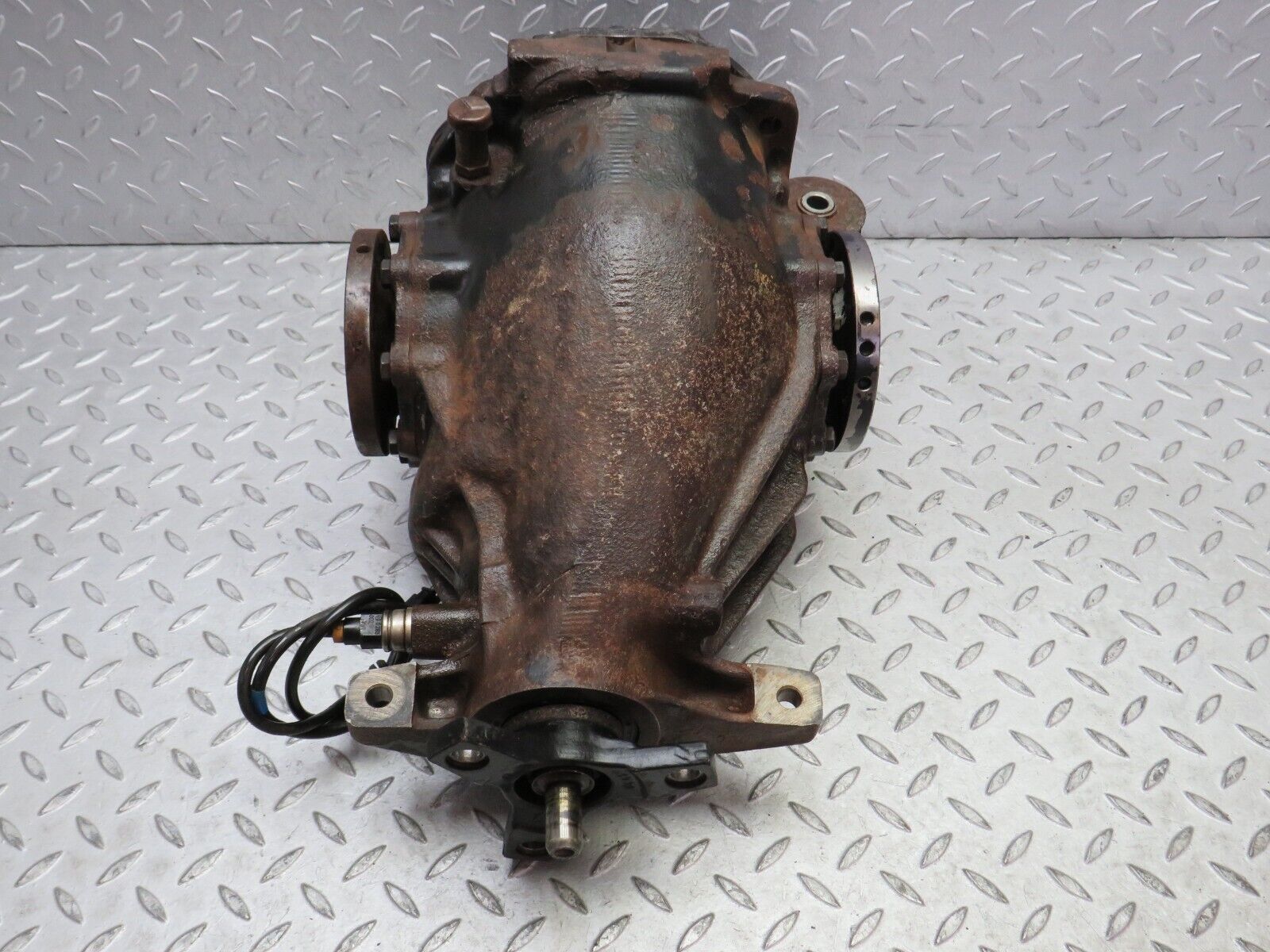 36330 Mercedes-Benz W126 420SE Rear Differential Ratio 2.47 1263511201