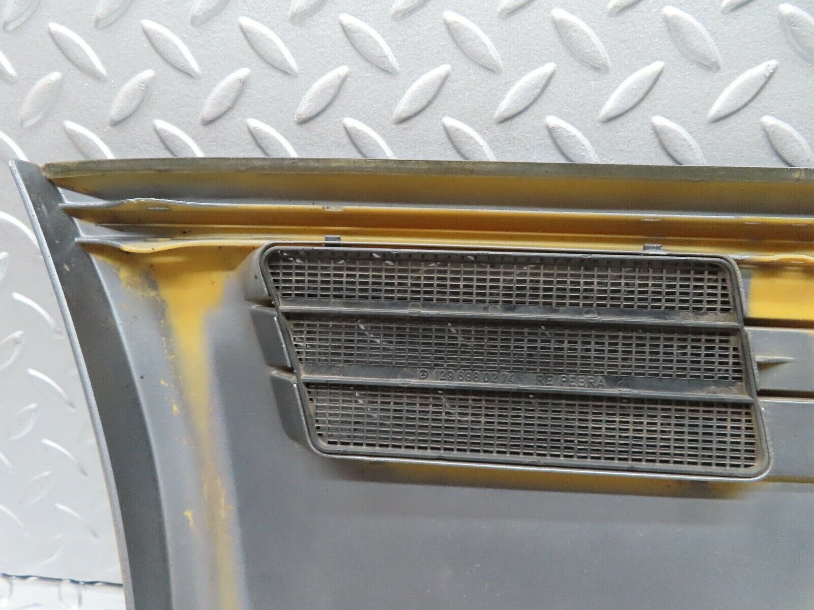 17137 Mercedes-Benz R129 300SL Coupe Front Right Wing Panel 1296900240